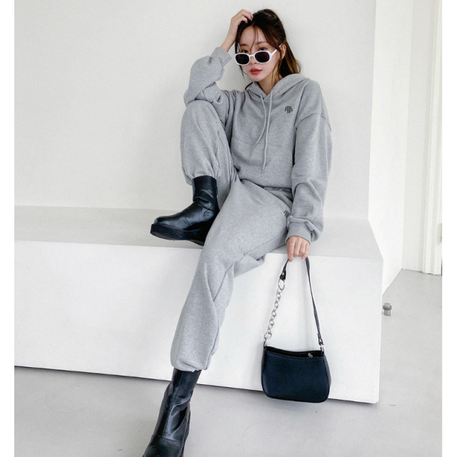 秋冬預訂｜MUAHMUAH SYMBOL LOGO JOGGER PANTS