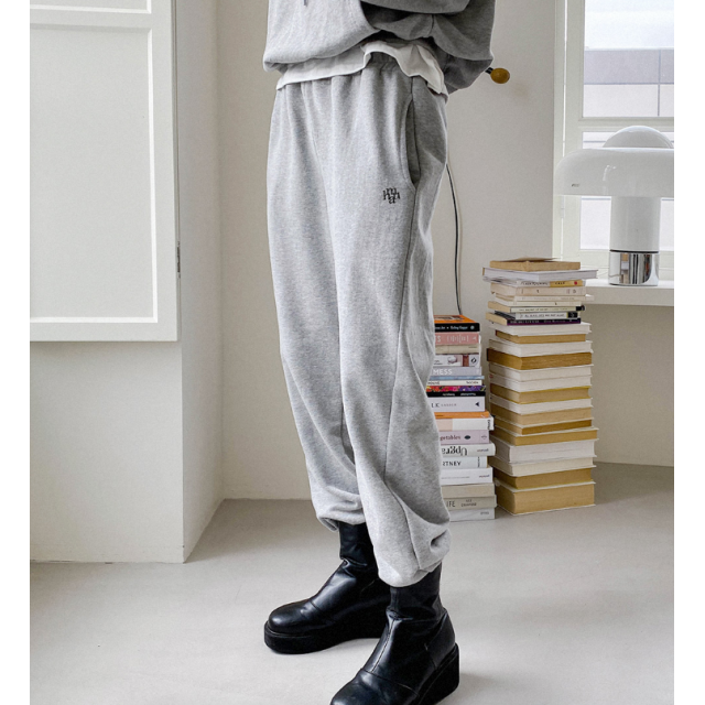 秋冬預訂｜MUAHMUAH SYMBOL LOGO JOGGER PANTS
