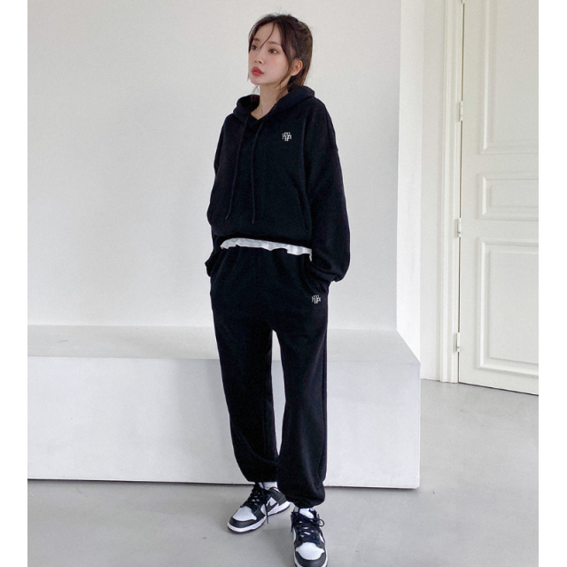 秋冬預訂｜MUAHMUAH SYMBOL LOGO JOGGER PANTS