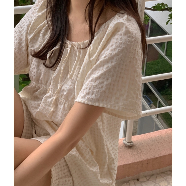 22S/S 預訂|JUUNEEDU 泡泡紗睡衣套裝 3色 22S/S 預訂|JUUNEEDU 泡泡紗睡衣套裝 3色