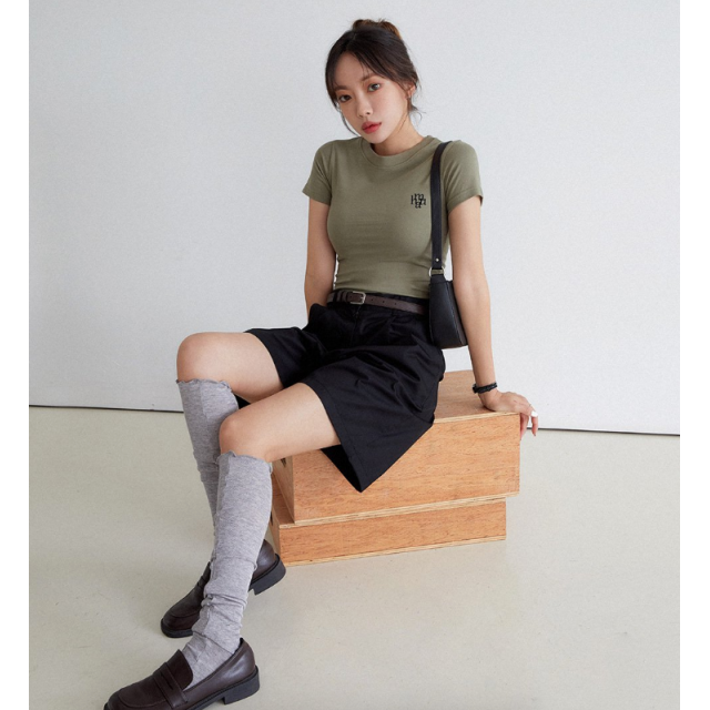 夏季預訂｜MUAHMUAH STITCH LOGO BASIC T-SHIRT