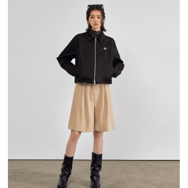 早秋預訂｜MUAHMUAH SIGNATURE LOGO POINT 2WAY ZIP-UP JACKET
