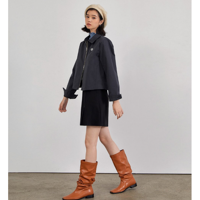 早秋預訂｜MUAHMUAH SIGNATURE LOGO POINT 2WAY ZIP-UP JACKET