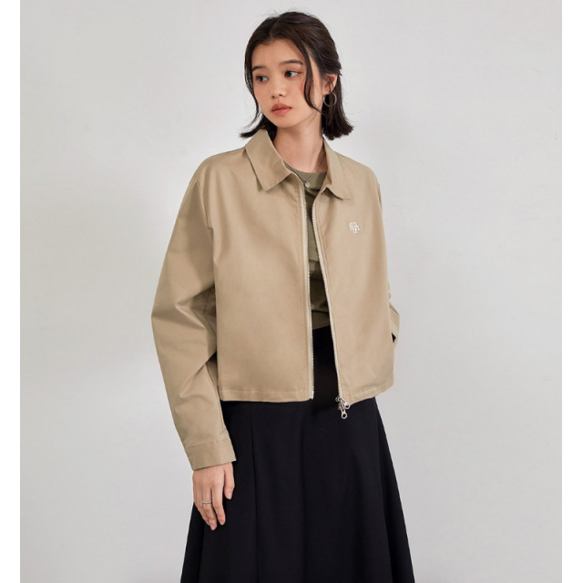 早秋預訂｜MUAHMUAH SIGNATURE LOGO POINT 2WAY ZIP-UP JACKET