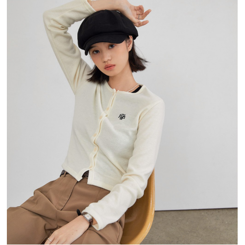 早秋預訂｜MUAHMUAH ANGORA SLIM-FIT CARDIGAN