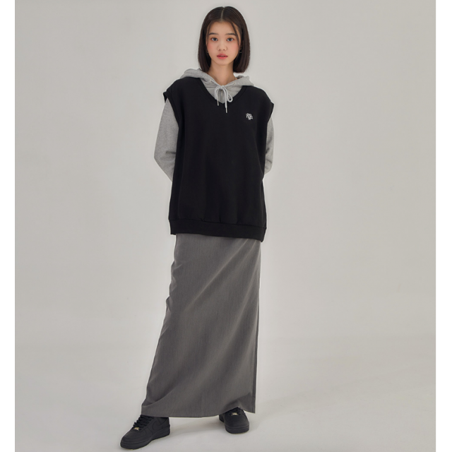 早秋預訂|MUAHMUAH LOOSE FIT SWEAT VEST 早秋預訂|MUAHMUAH LOOSE FIT SWEAT VEST
