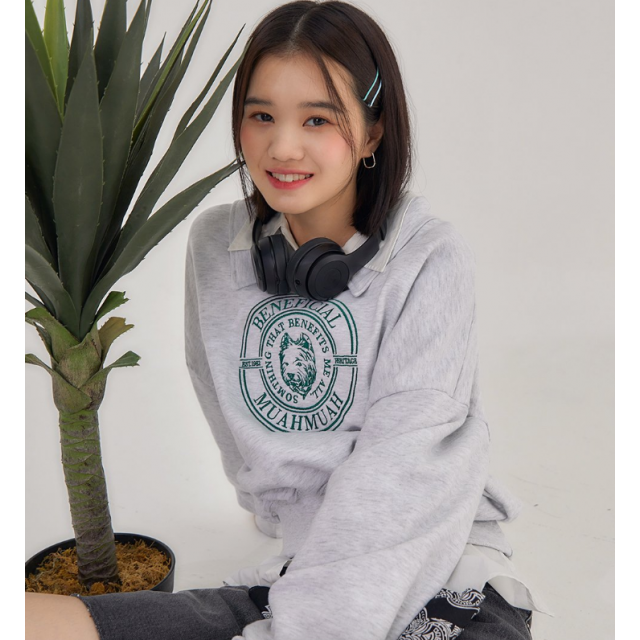 早秋預訂｜MUAHMUAH CALLAR CROP SWEATSHIRTS