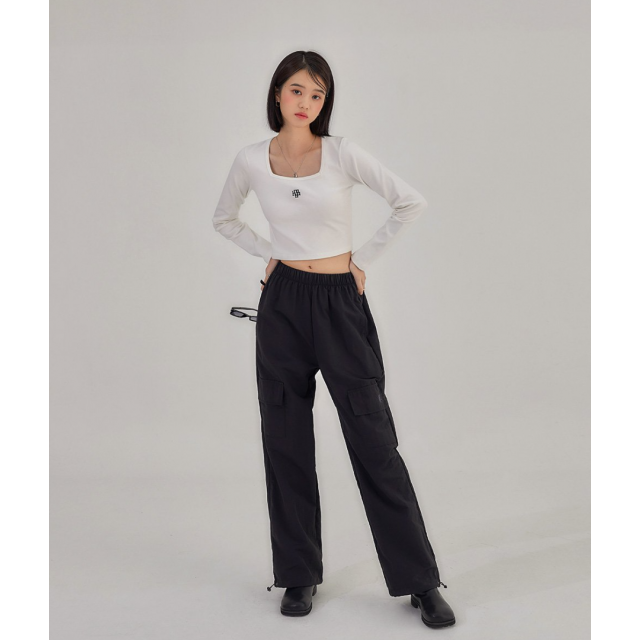 早秋預訂｜MUAHMUAH SQUARE NECK CROP LONG SLEEVE