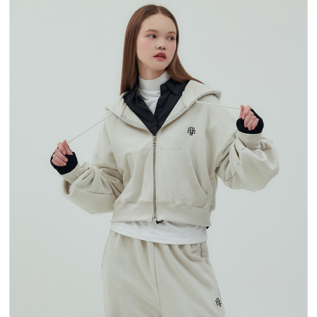 秋冬預訂｜MUAHMUAH BALLOON CROP HOOD ZIP-UP