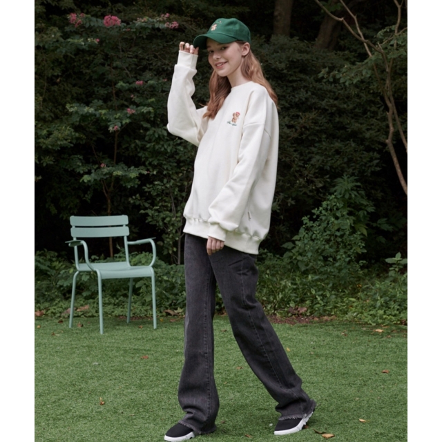 22F/W 預訂|AMBLER GOLF BEAR SWEATSHIRT 22F/W 預訂|AMBLER GOLF BEAR SWEATSHIRT