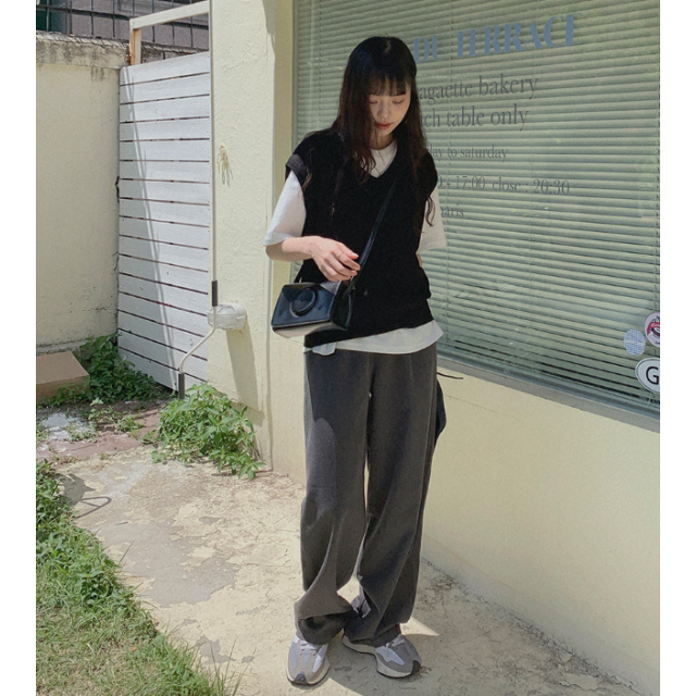 春季預訂|11色基本v領針織背心 春季預訂|11色基本v領針織背心