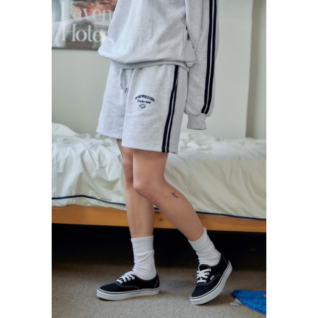 春季預訂|MUAHMUAH LOGO TAPE HALF PANTS 春季預訂|MUAHMUAH LOGO TAPE HALF PANTS