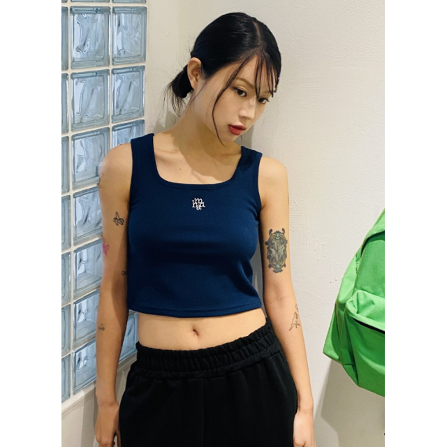 春季預訂｜MUAHMUAH LOGO SLIM FIT KNIT SLEEVELESS