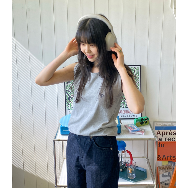 春季預訂|MUAHMUAH STANDARD BACK POINT SLEVELESS 春季預訂|MUAHMUAH STANDARD BACK POINT SLEVELESS