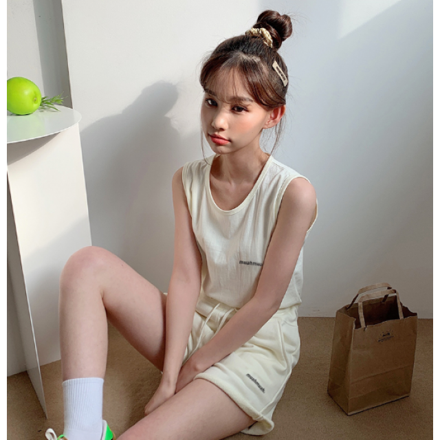 春季預訂｜MUAHMUAH STANDARD GRAPHIC SLEVELESS