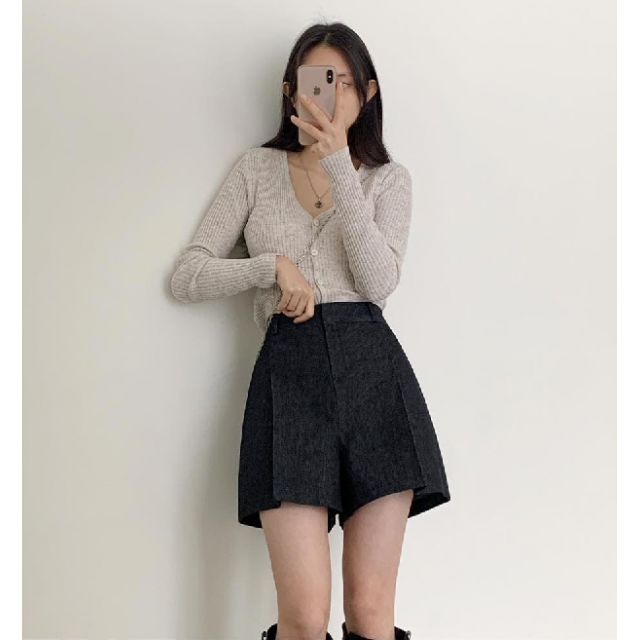 春季預訂|牛仔打摺後鬆緊腰短褲 春季預訂|牛仔打摺後鬆緊腰短褲