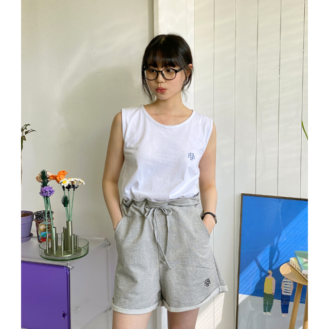 春季預訂|MUAHMUAH STANDARD BACK POINT SLEVELESS 春季預訂|MUAHMUAH STANDARD BACK POINT SLEVELESS