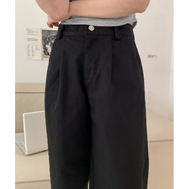 春季預訂|MUAHMUAH WIDE COTTON PINTUCK PANTS 春季預訂|MUAHMUAH WIDE COTTON PINTUCK PANTS