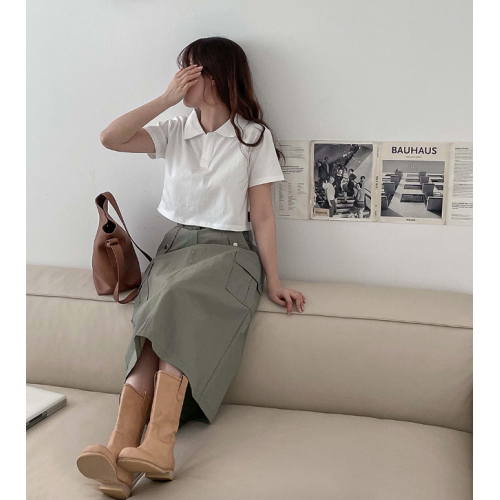 春季預訂｜MUAHMUAH COLLAR CROP HALF T-SHIRT