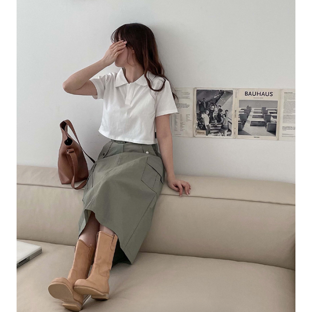 春季預訂|MUAHMUAH COLLAR CROP HALF T-SHIRT 春季預訂|MUAHMUAH COLLAR CROP HALF T-SHIRT