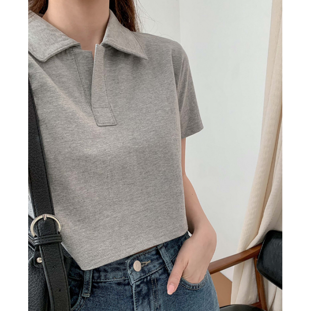 春季預訂|MUAHMUAH COLLAR CROP HALF T-SHIRT 春季預訂|MUAHMUAH COLLAR CROP HALF T-SHIRT