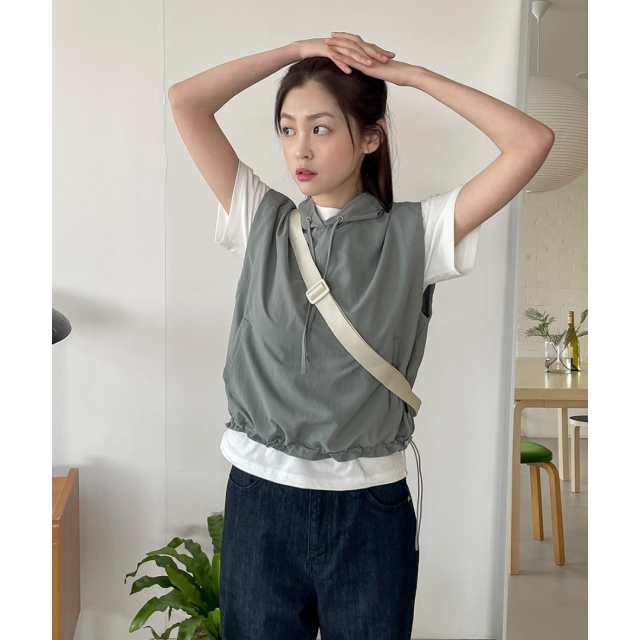 夏季預訂｜MUAHMUAH NYLON HOOD VEST
