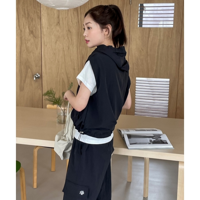 夏季預訂｜MUAHMUAH NYLON HOOD VEST
