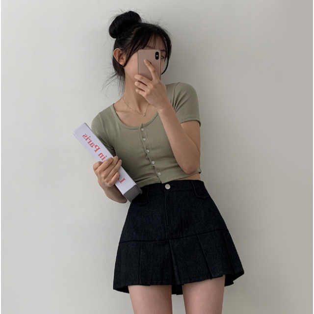夏季預訂|鈕扣牛仔布粗百褶裙 夏季預訂|鈕扣牛仔布粗百褶裙
