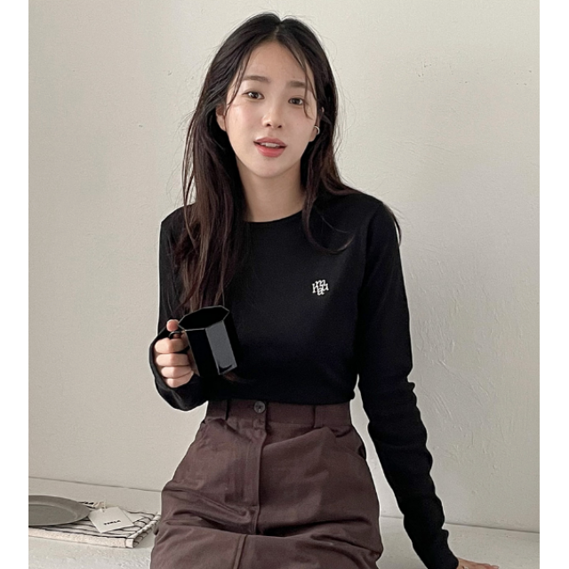 預訂｜MUAHMUAH STITCH ROUND LONG SLEEVE T-SHIRT