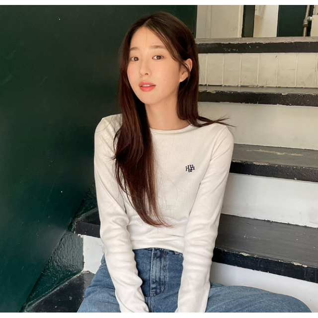 預訂｜MUAHMUAH STITCH ROUND LONG SLEEVE T-SHIRT