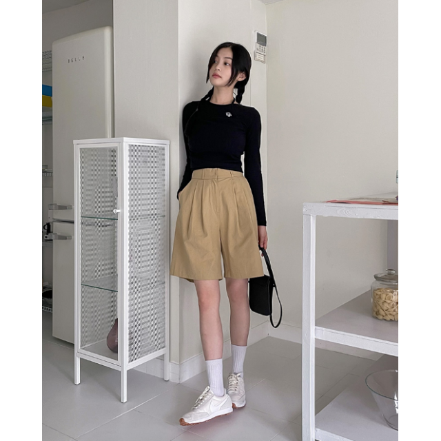 預訂｜MUAHMUAH LOGO STRAP CROP T-SHIRT
