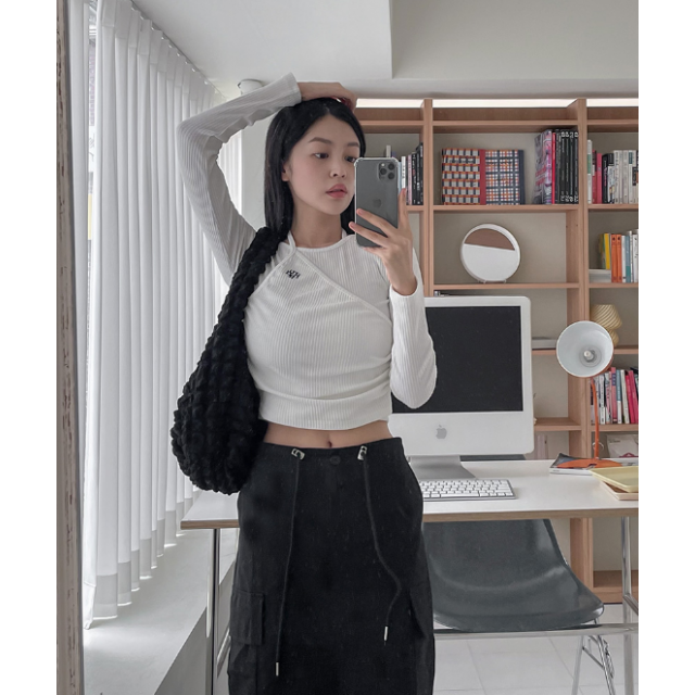 預訂｜MUAHMUAH LOGO STRAP CROP T-SHIRT