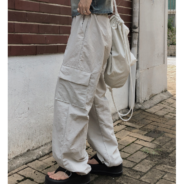 夏季預訂|束繩鬆緊腰CARGO寬褲 夏季預訂|束繩鬆緊腰CARGO寬褲