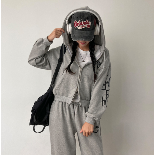 早秋預訂|Y2K風運動ZIPUP HOODIE外套連長褲SET 早秋預訂|Y2K風運動ZIPUP HOODIE外套連長褲SET