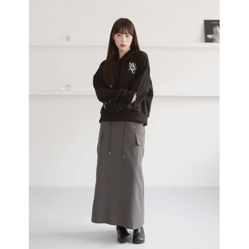 早秋預訂｜MUAHMUAH ONE POINT CROP HOODIE (2 COLOR)