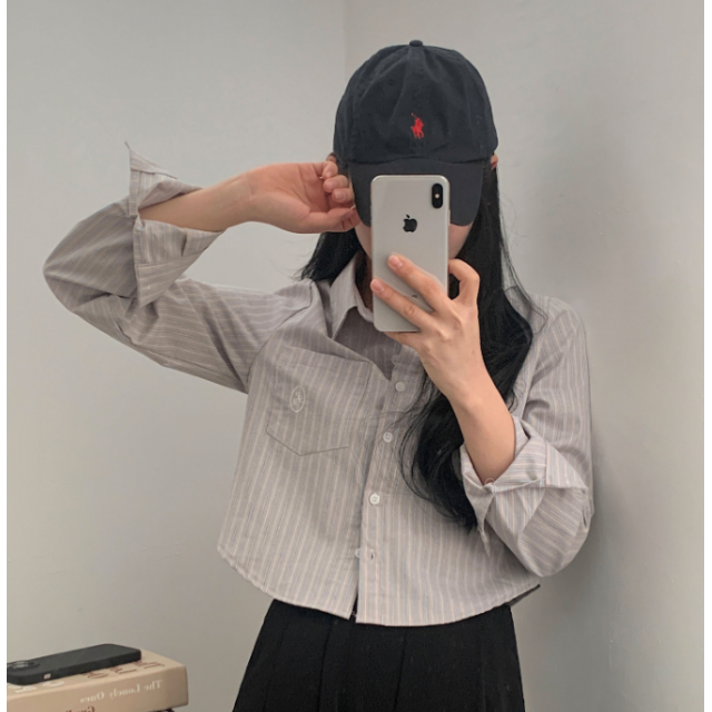 早秋預訂|刺繡直紋短身長袖恤衫 早秋預訂|刺繡直紋短身長袖恤衫
