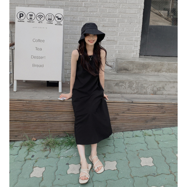 夏季預訂｜亞麻吊帶連身長裙