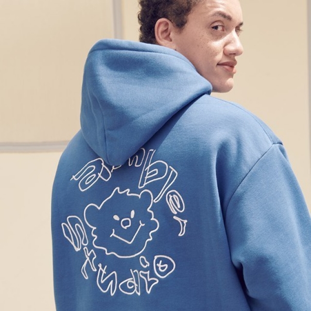 23F/W 預訂｜AMBLER RASCAL BEAR HOODIE (2 COLOR)