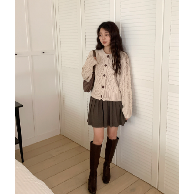 早秋預訂|針織百褶短傘裙 早秋預訂|針織百褶短傘裙