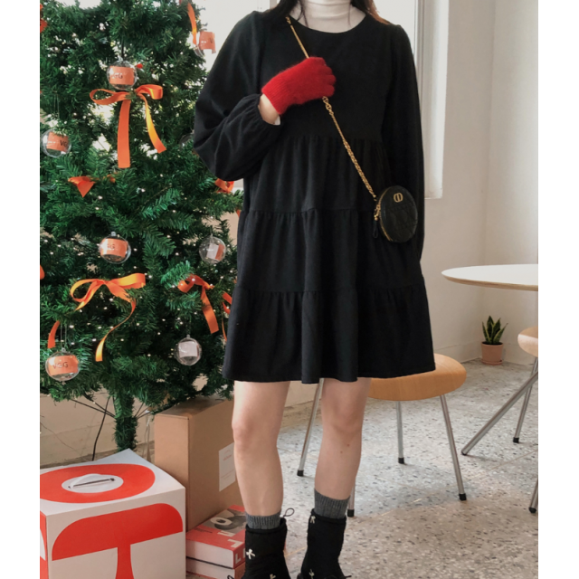 秋冬預訂｜圓領蛋糕澎澎絨面連身裙