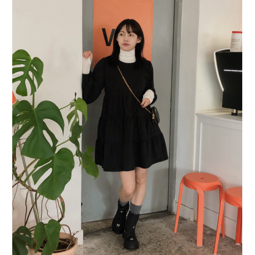 秋冬預訂｜圓領蛋糕澎澎絨面連身裙