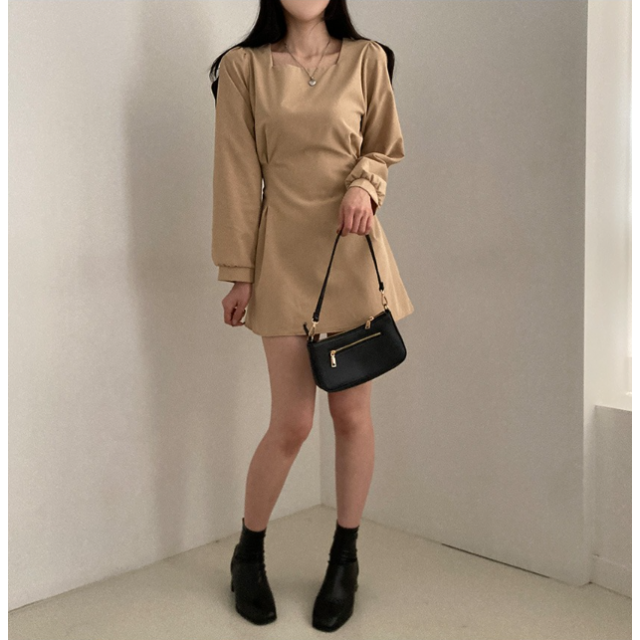 春季預訂｜方領後背蝴蝶結抽褶泡泡連身裙