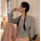 春季預訂|V領裁剪WAFFLE長袖上衣 春季預訂|V領裁剪WAFFLE長袖上衣