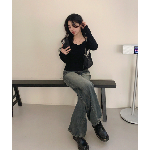 春季預訂｜斜裁寬鬆水洗牛仔褲