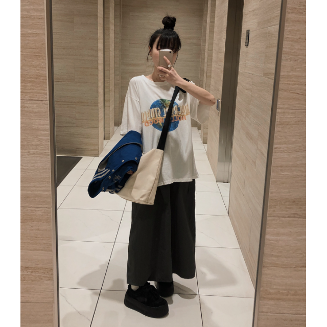 春季預訂｜口袋後背開衩尼龍半身裙