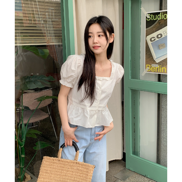 春季預訂|方領泡泡褶皺荷葉邊短袖襯衫 春季預訂|方領泡泡褶皺荷葉邊短袖襯衫